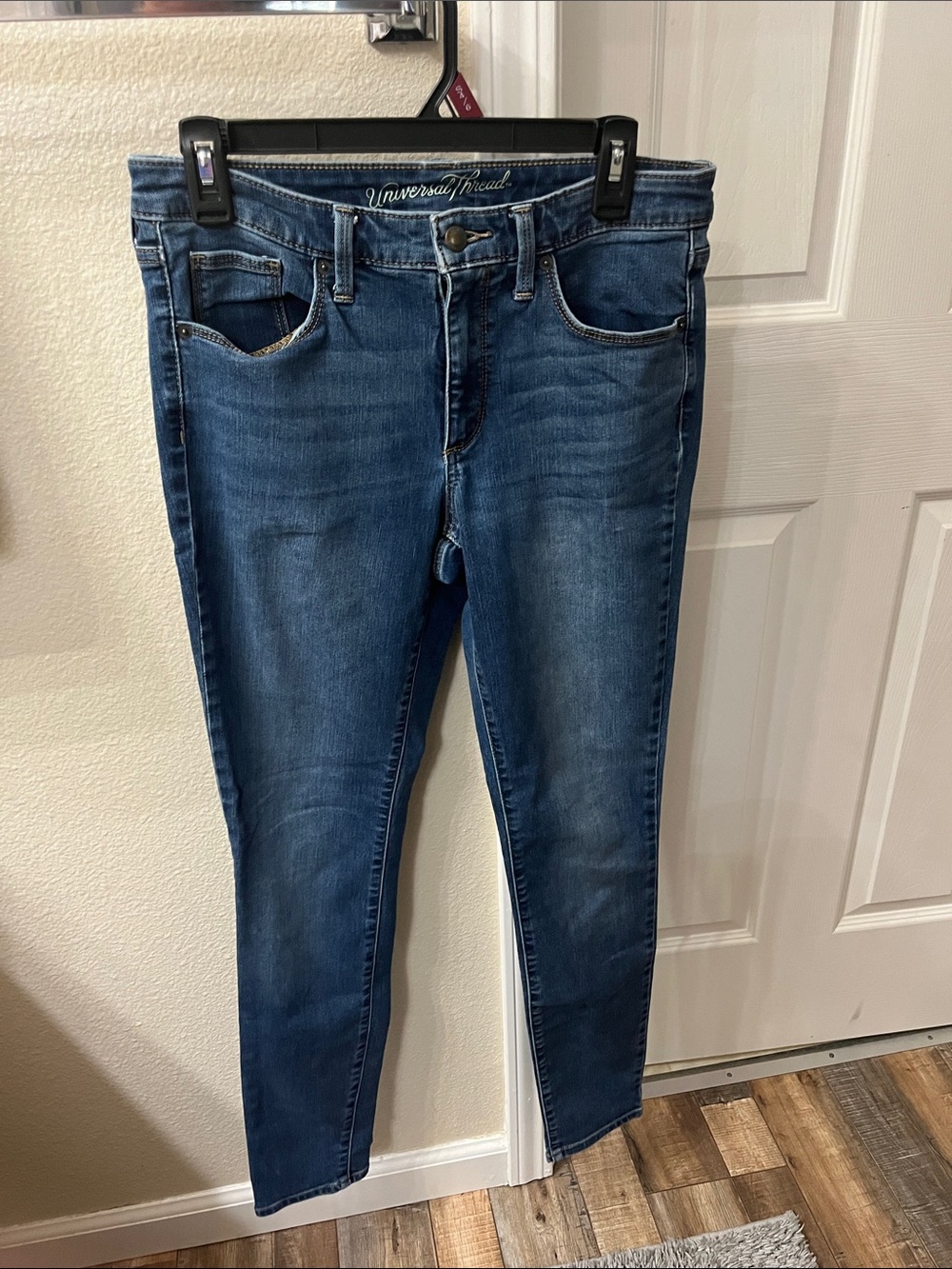 Universal Thread Dark Blue Skinny Jeans